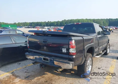 2002 Chevrolet Silverado Ls from USA, damaged, VIN 1GCHC29U92E248345